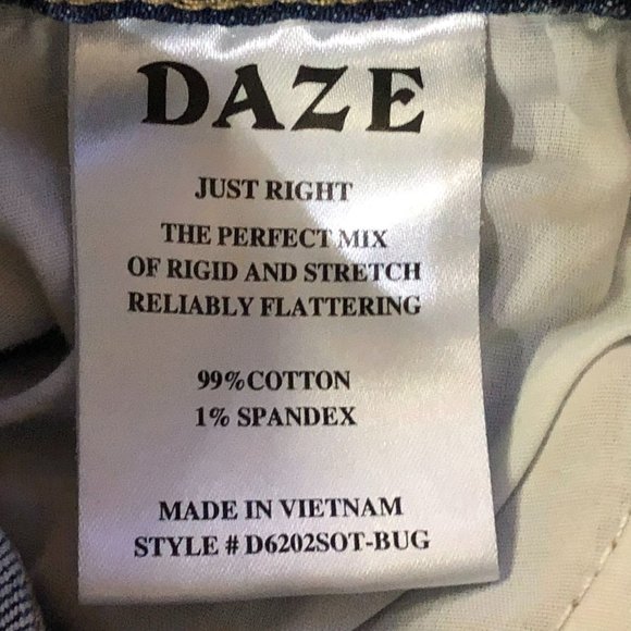 Daze Cropped Jeans Womens W26 Used Distressed - Picture 8 of 16